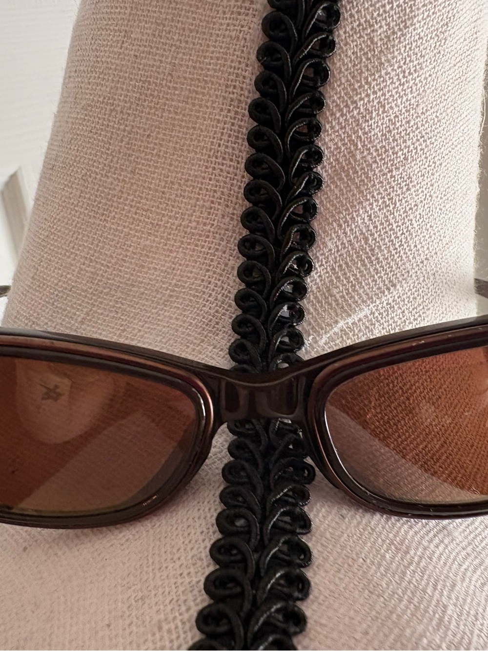 Maui Jim Brown Women's Sunglass Temple Arm with Branded Plaque